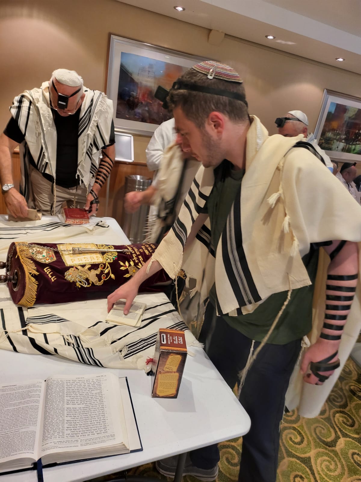 A2 Jewish Customs